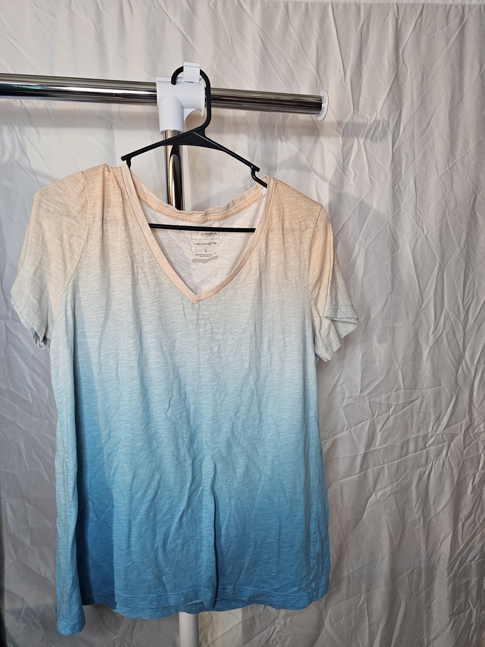 Lightweight V-Neck Ombre Tee - Beige to Blue - 0006